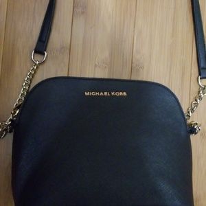 Small Michael kors cross body bag